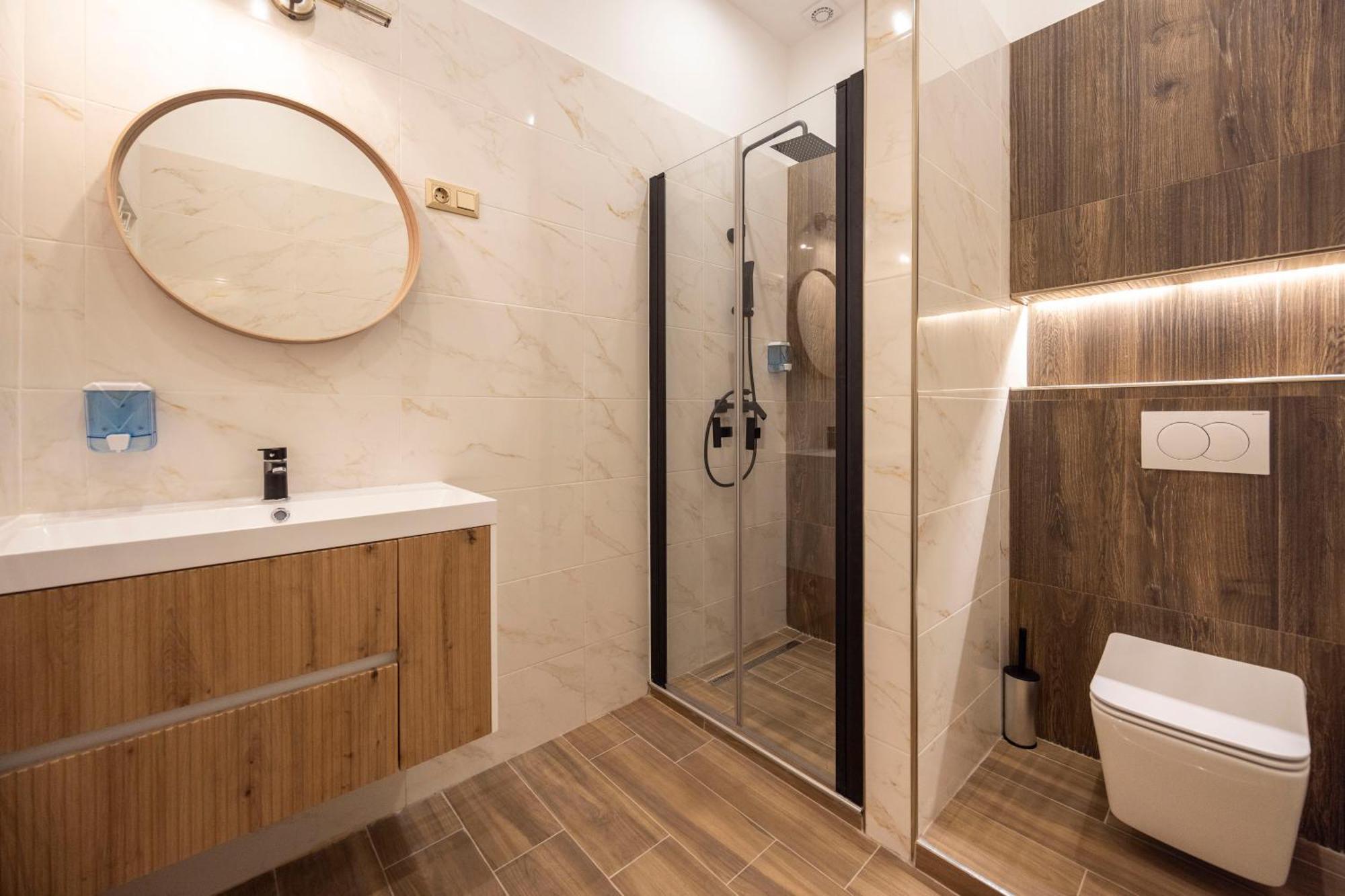 Exclusive Downtown Quentin Residence By Prestige Homes Boedapest Buitenkant foto