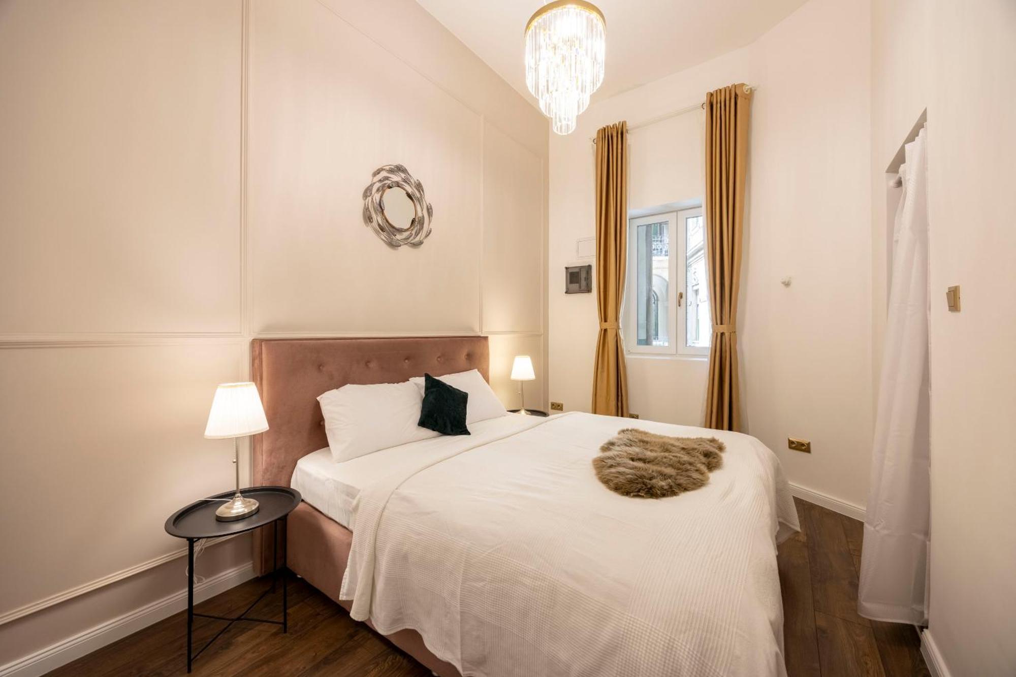 Exclusive Downtown Quentin Residence By Prestige Homes Boedapest Buitenkant foto